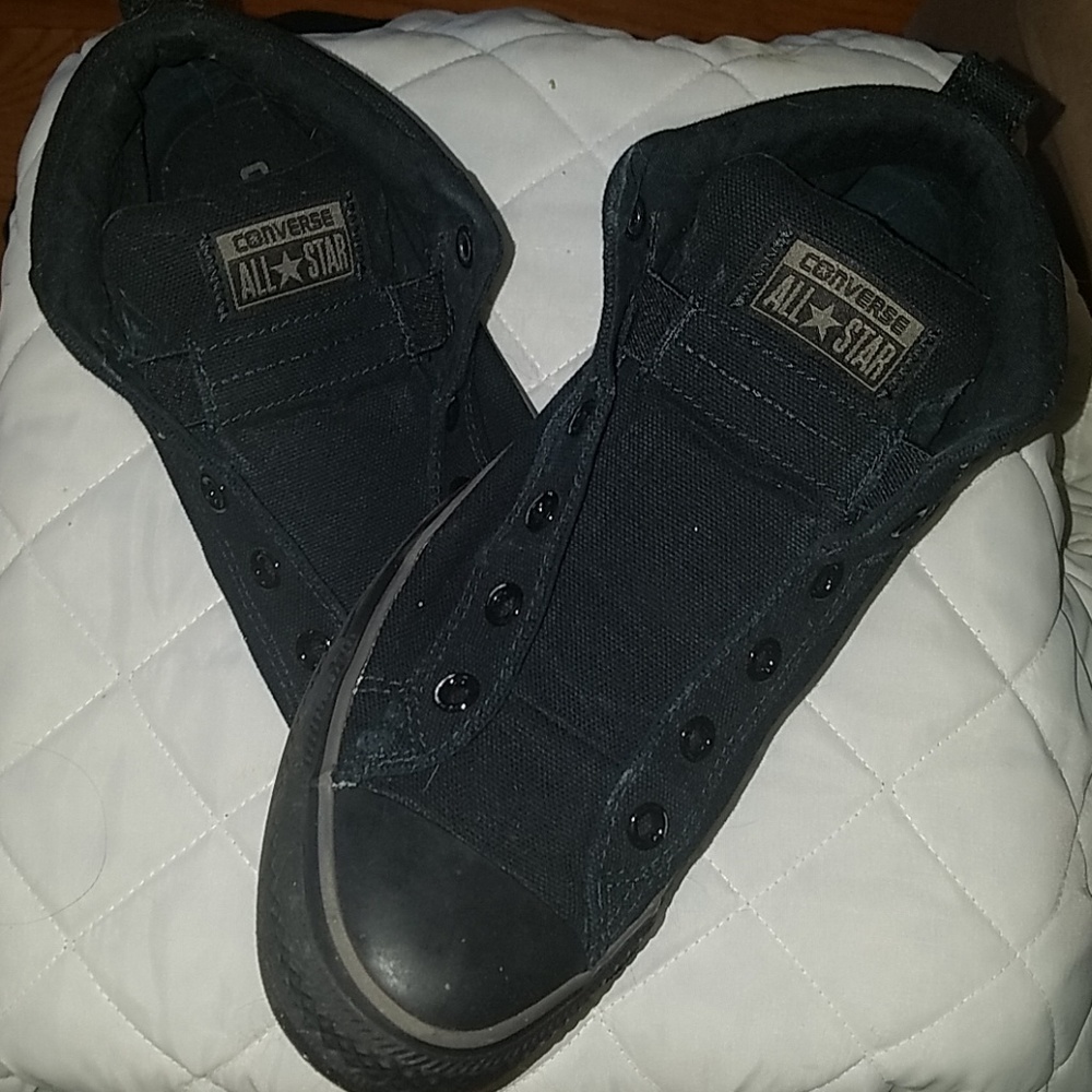 Converse Chuck Taylor's All Star Mids